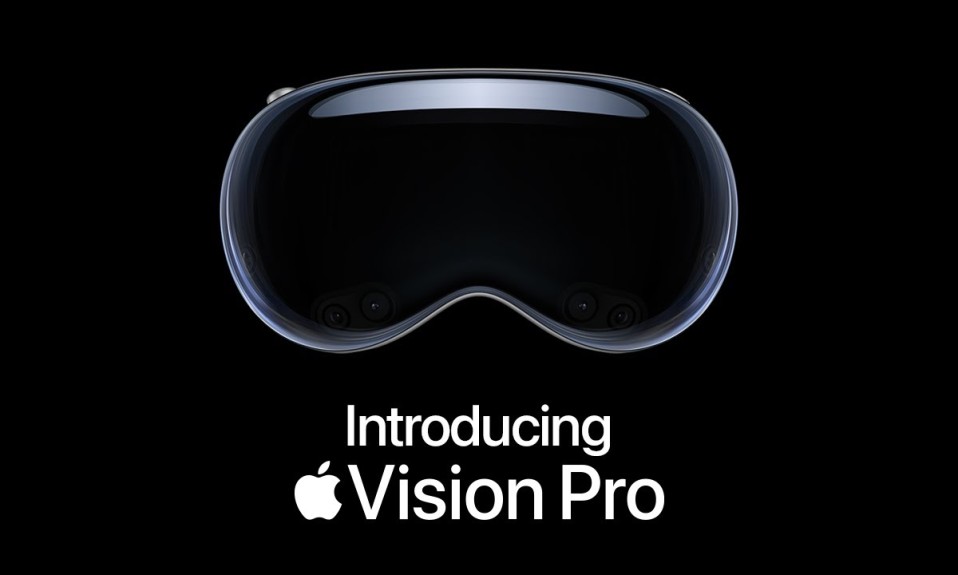 Apple Vision Pro Review - One Step Closer To The Future